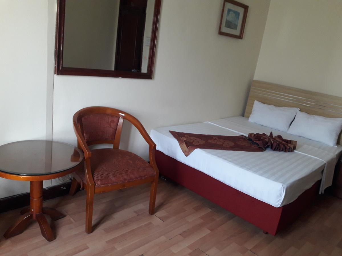 Hanoi Golden Moon Guest House & Travel Esterno foto