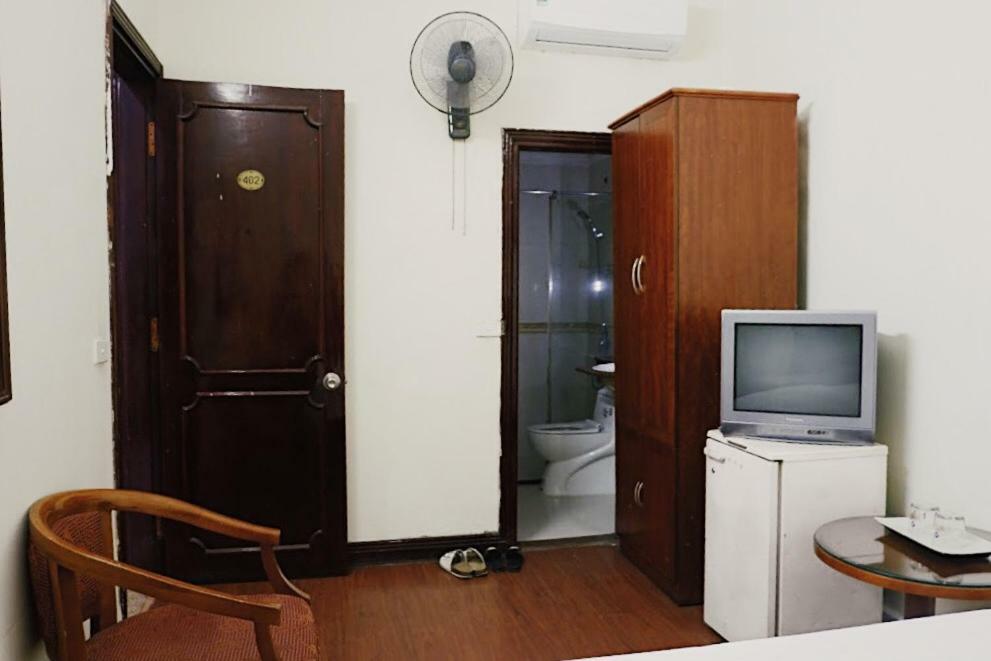 Hanoi Golden Moon Guest House & Travel Esterno foto