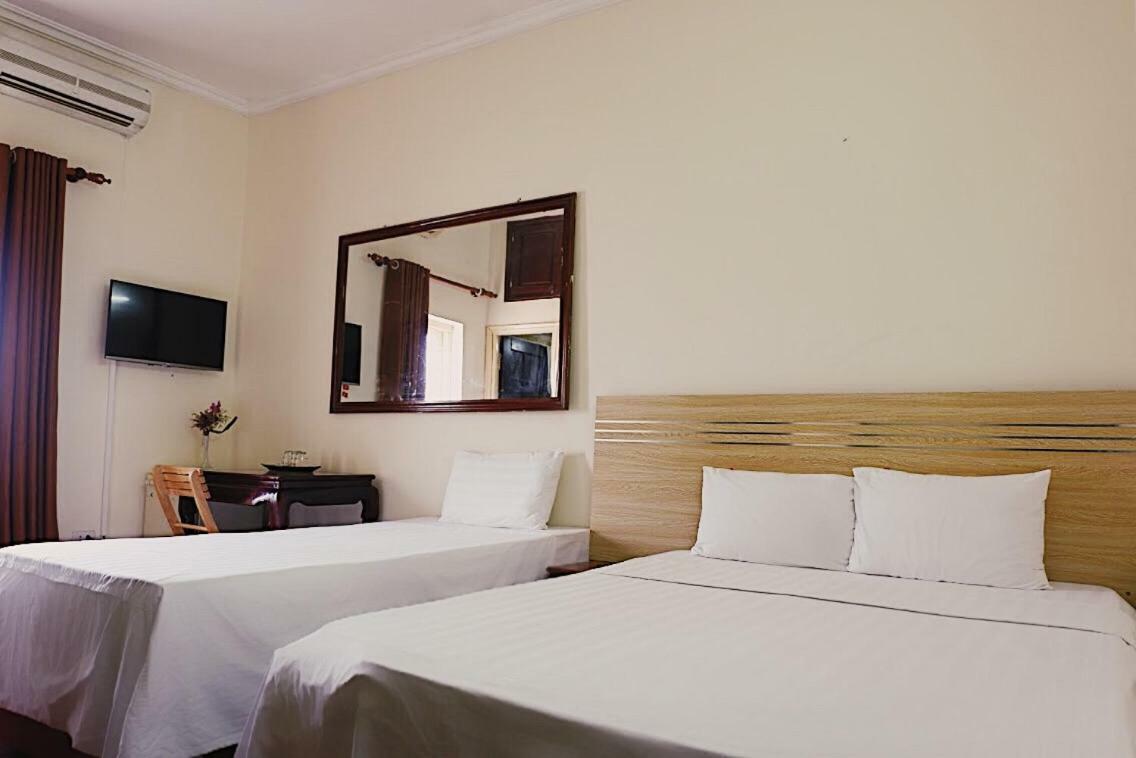 Hanoi Golden Moon Guest House & Travel Esterno foto