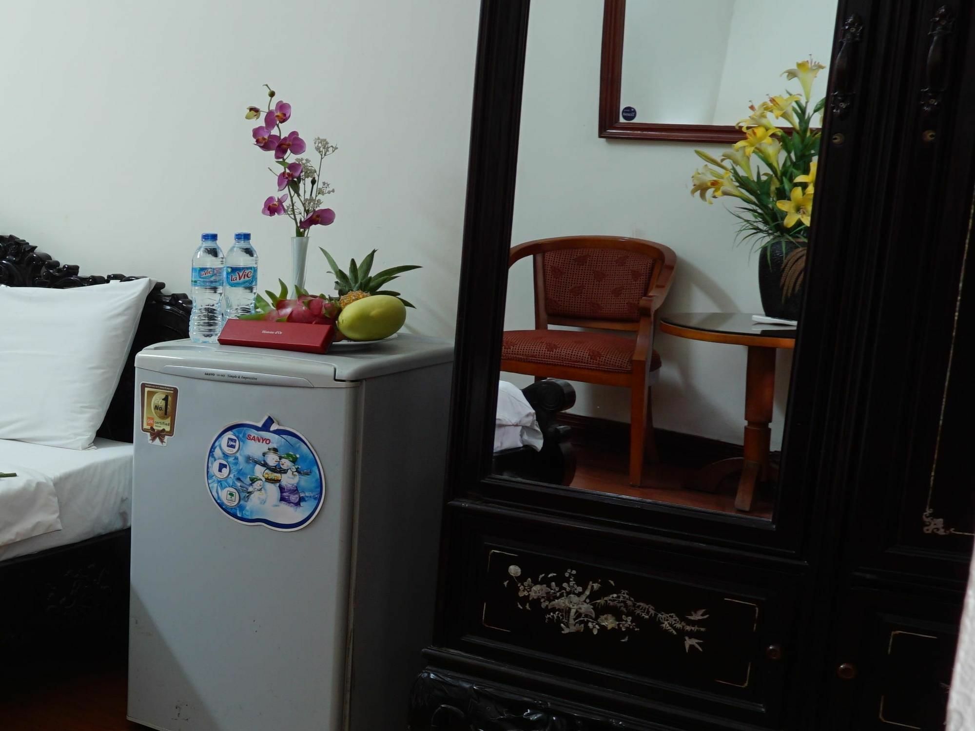 Hanoi Golden Moon Guest House & Travel Esterno foto